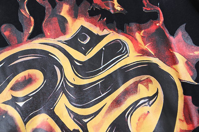Hellstar Inner Peace Flame Graphic T-Shirt — detail
