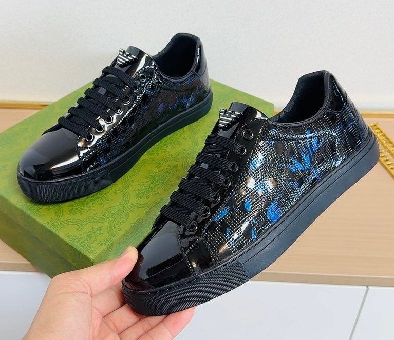 Gucci Men's Black and Dark Blue Patterned Sneakers — hero