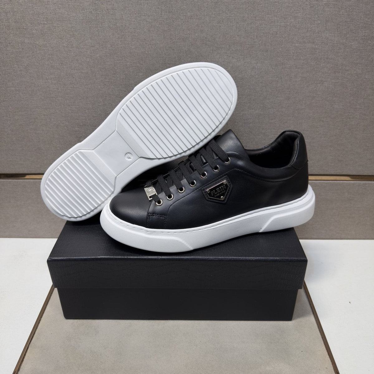 Philipp Plein Men's Black Low-Top Sneakers — side