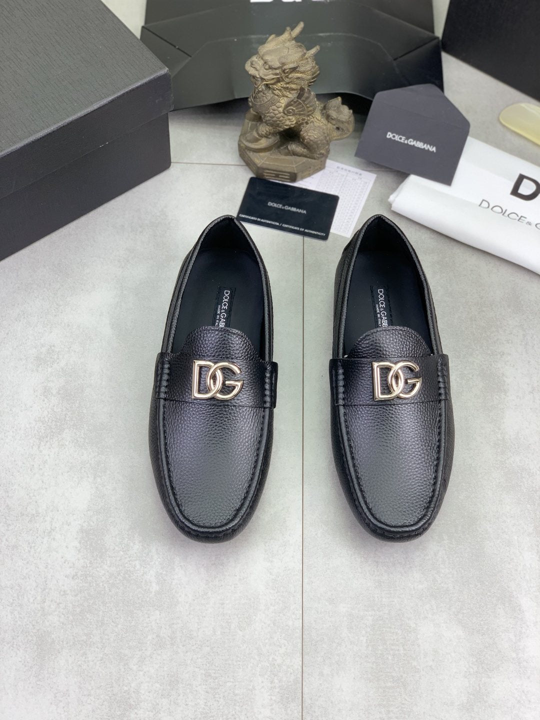 Dolce & Gabbana Apron-Toe Driving Loafers — front