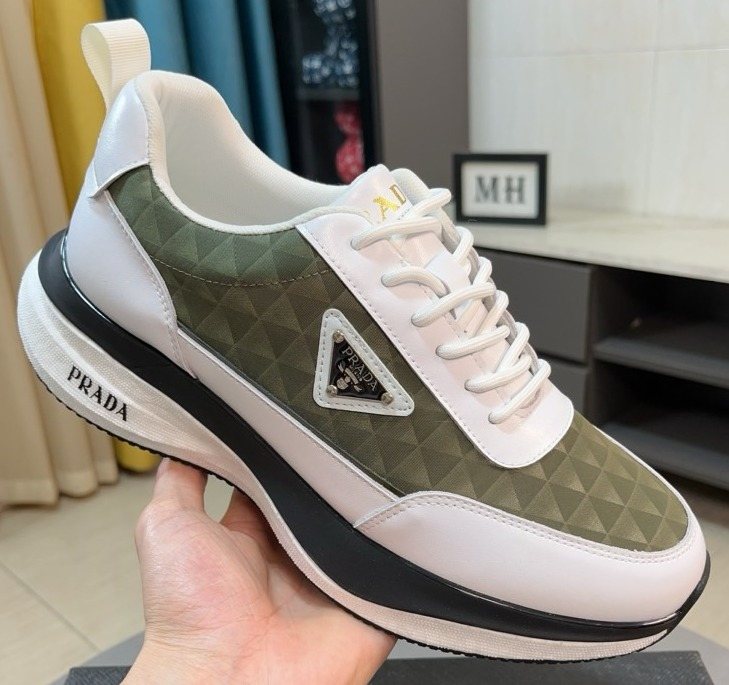 Prada Diamond-Pattern Low-Top Sneakers — front