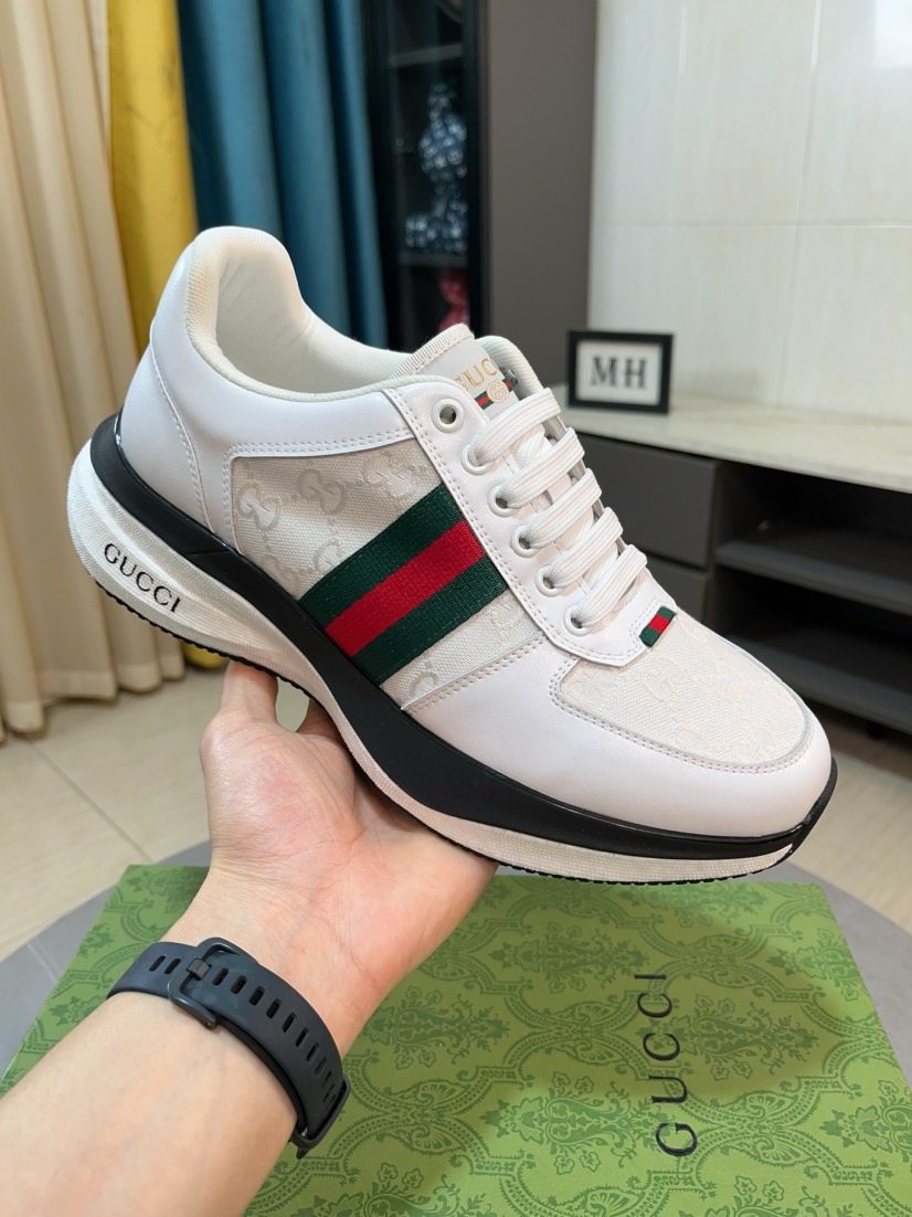 Gucci Patterned Stripe Lace-Up Sneakers — model