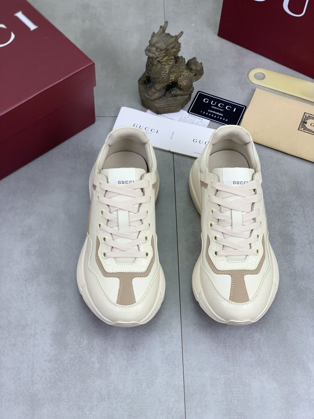 Gucci Paneled Chunky Sneakers — front