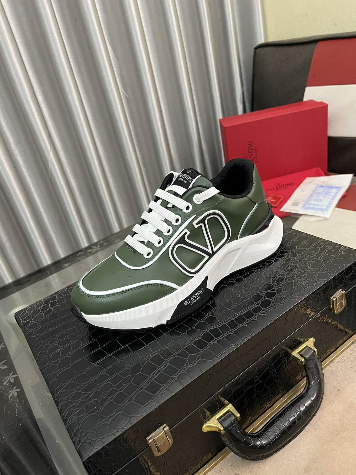 Outlined Emblem Low-Top Sneakers — front