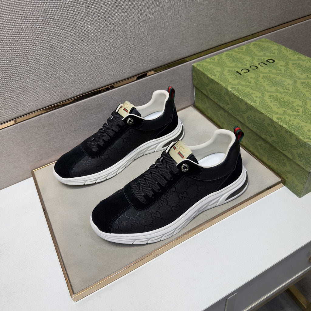 Gucci Patterned Low-Top Sneakers — front