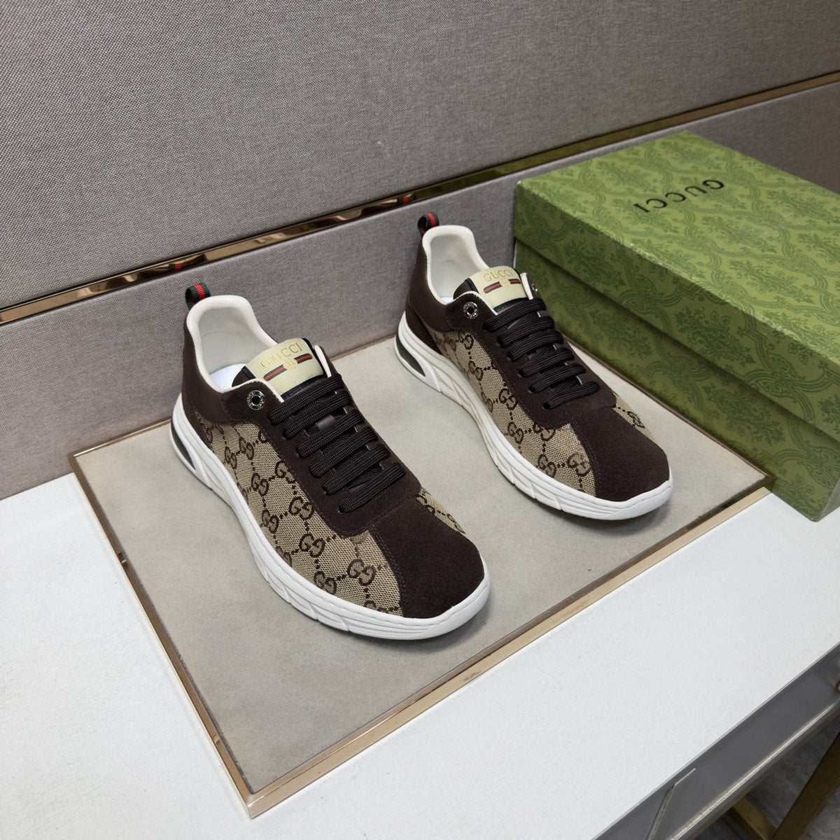 Gucci Patterned Low-Top Sneakers — front